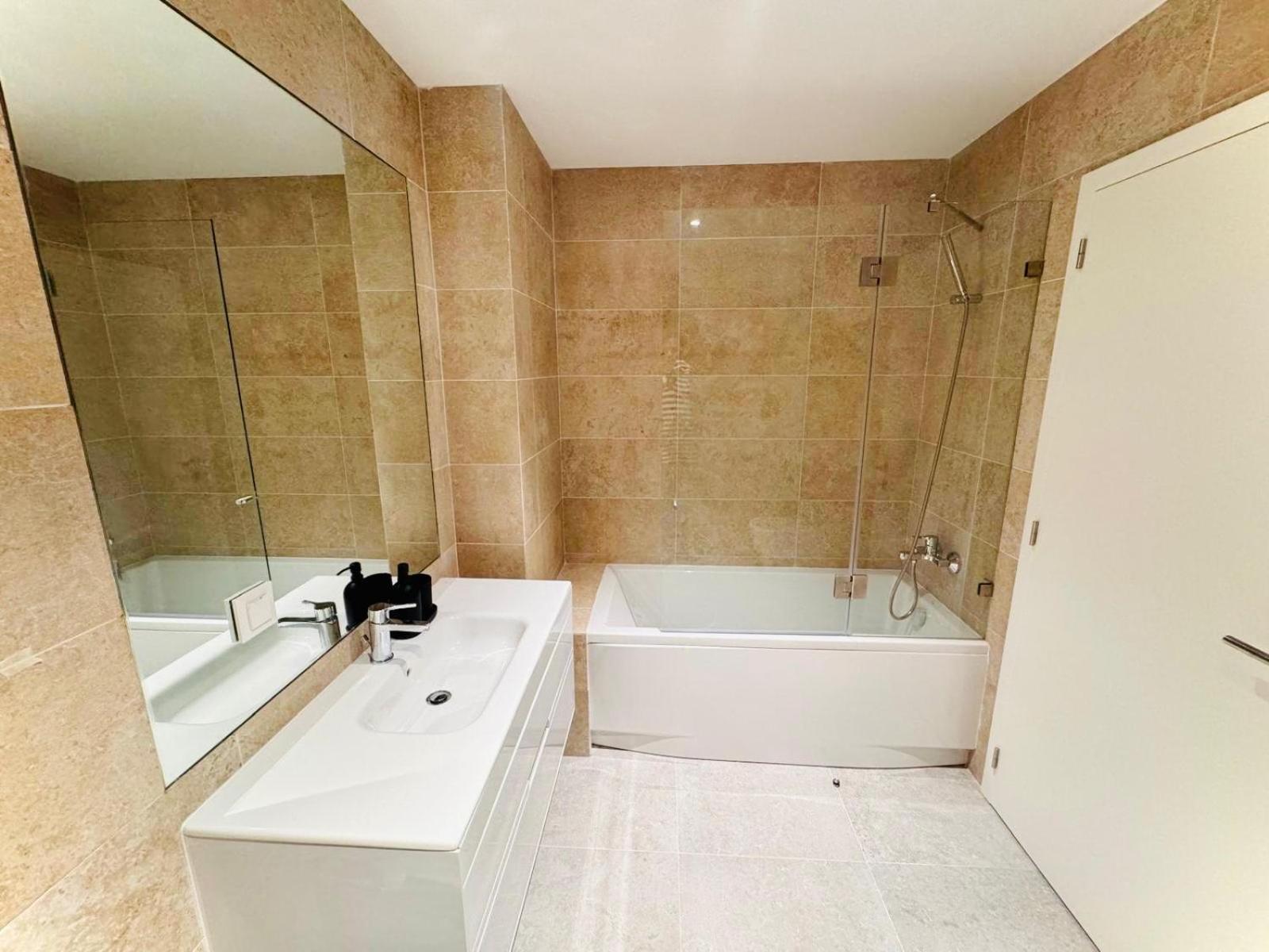 Lisbon Pink House II Beautiful 2 Bedroom Flat In City Center Экстерьер фото