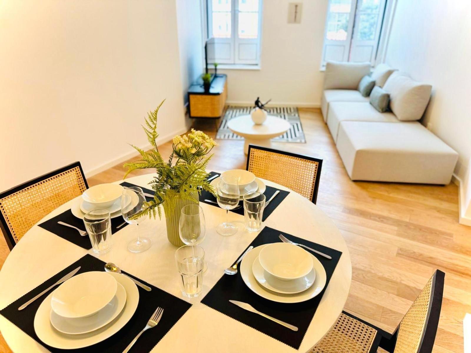 Lisbon Pink House II Beautiful 2 Bedroom Flat In City Center Экстерьер фото