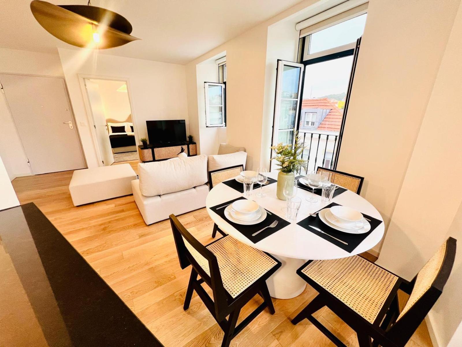 Lisbon Pink House II Beautiful 2 Bedroom Flat In City Center Экстерьер фото