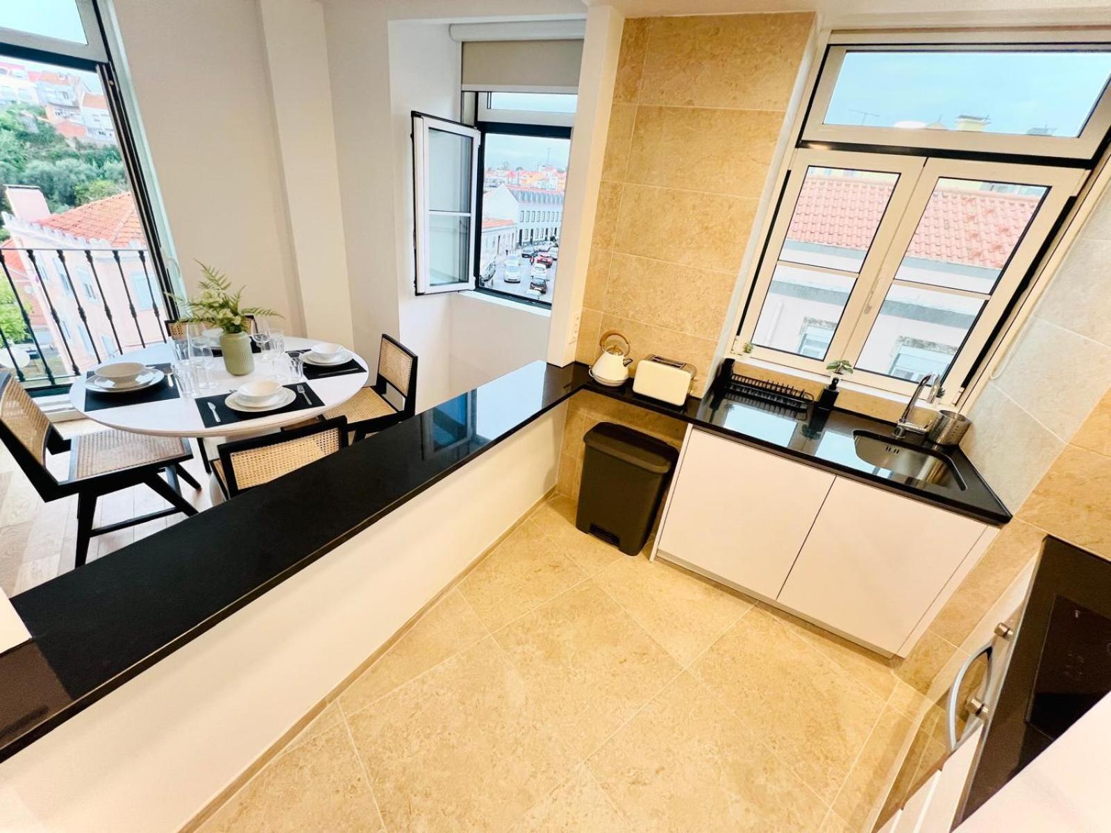 Lisbon Pink House II Beautiful 2 Bedroom Flat In City Center Экстерьер фото