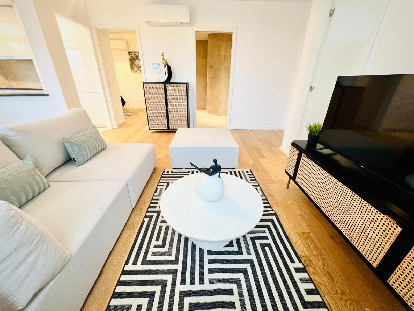 Lisbon Pink House II Beautiful 2 Bedroom Flat In City Center Экстерьер фото