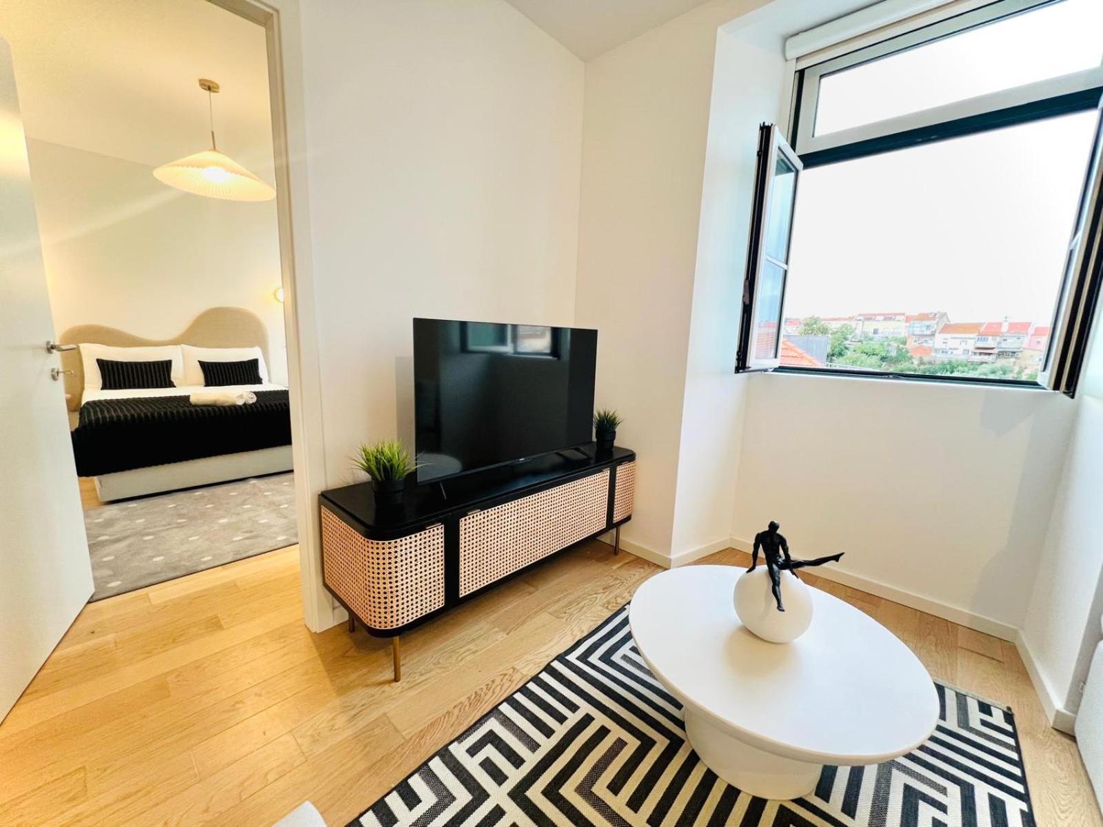 Lisbon Pink House II Beautiful 2 Bedroom Flat In City Center Экстерьер фото