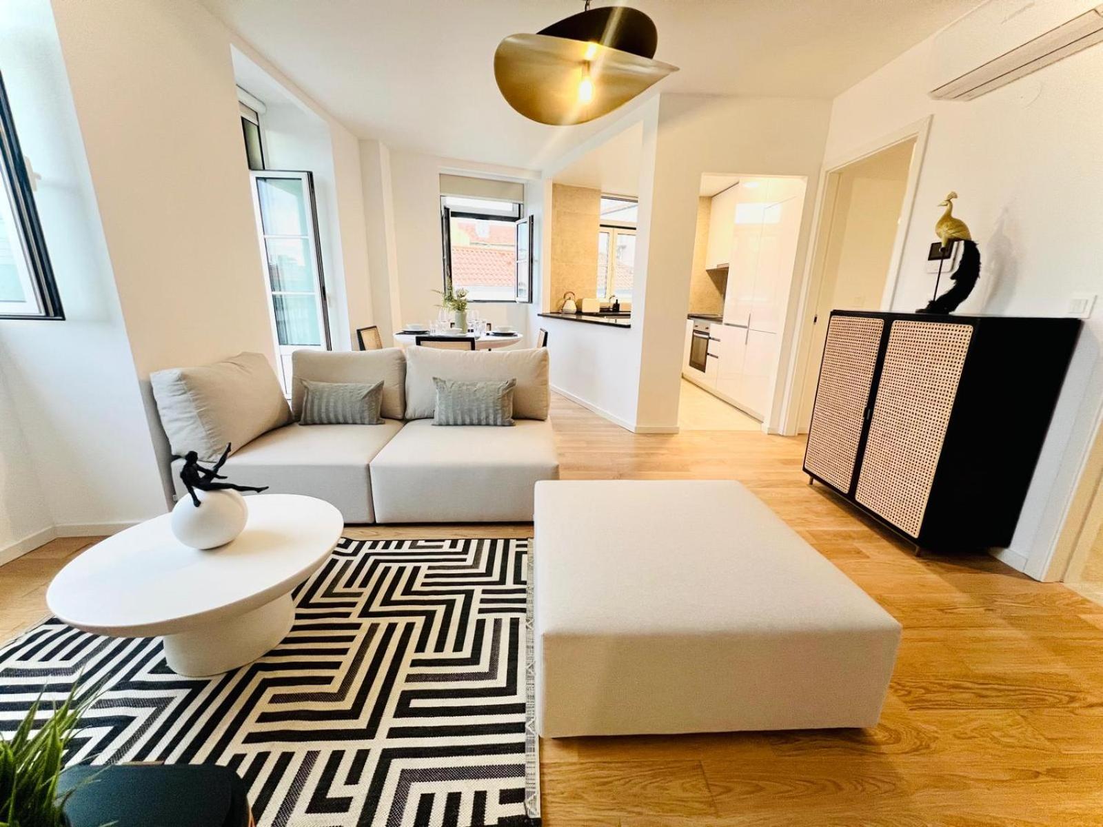 Lisbon Pink House II Beautiful 2 Bedroom Flat In City Center Экстерьер фото